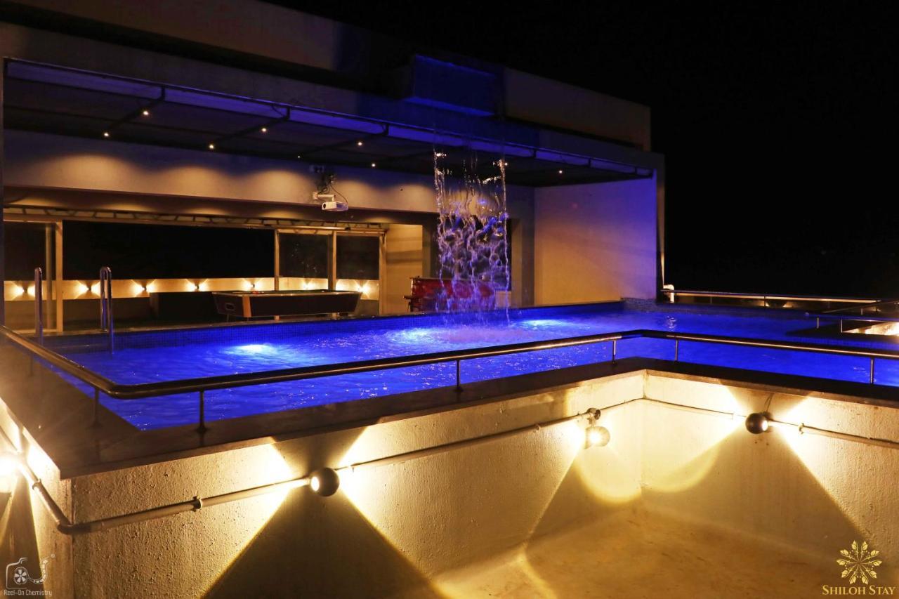 Sport Bar Villa 6Bhk Infinity Pool With Waterfall Igatpuri Eksteriør billede