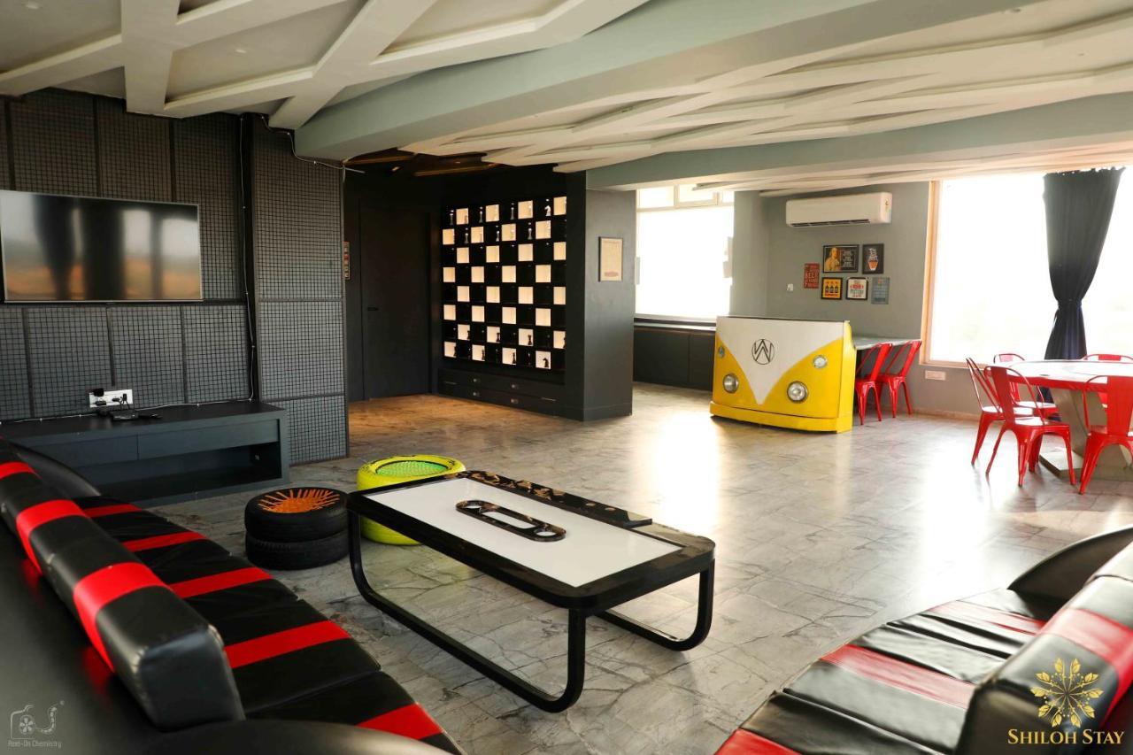 Sport Bar Villa 6Bhk Infinity Pool With Waterfall Igatpuri Eksteriør billede